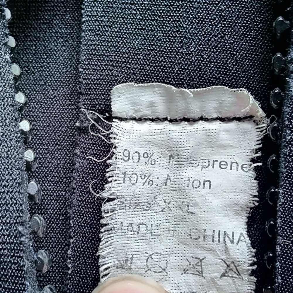 Realon kids size 14 short sleeve wetsuit - Picture 2 of 7